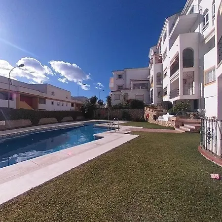 Apartamento Soleado Cerca De La Playa En Montemar Torremolinos